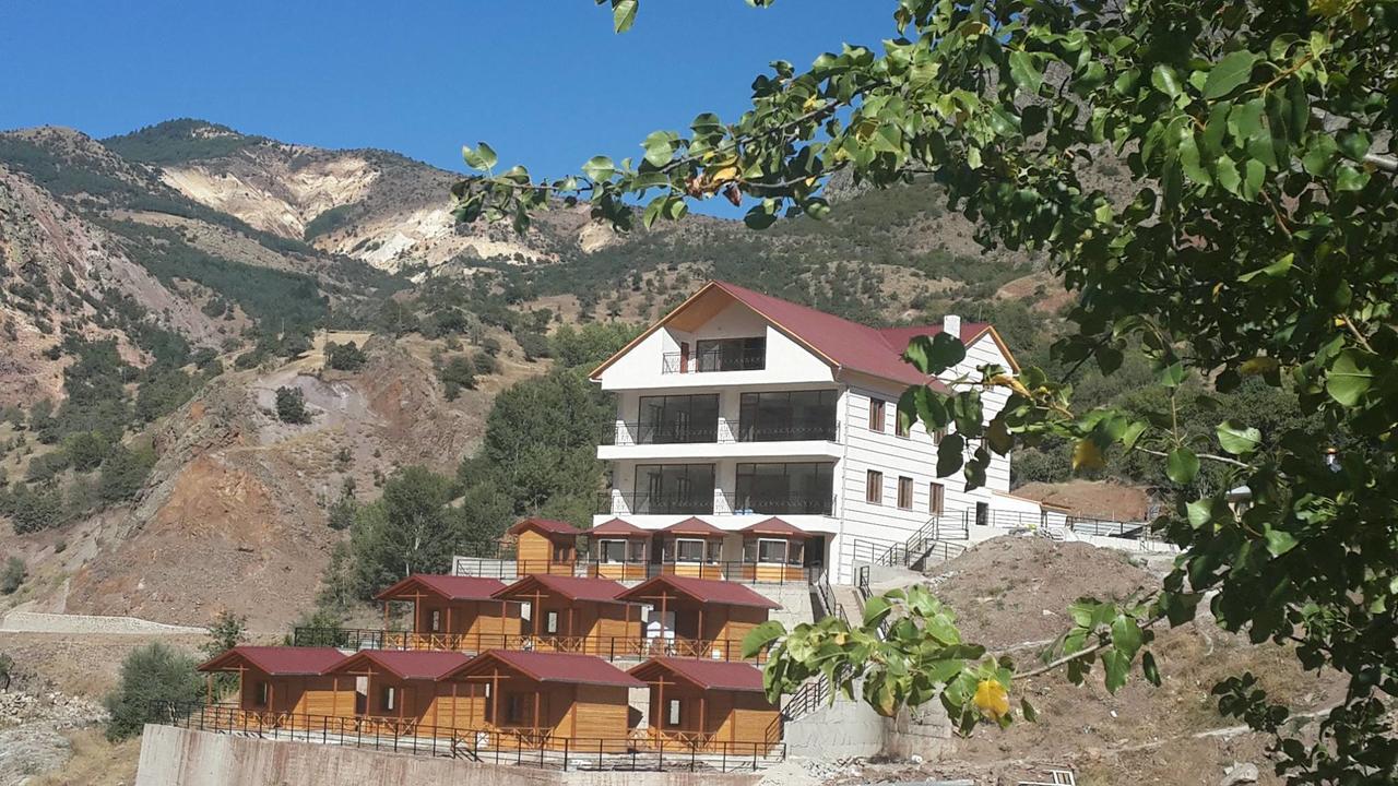 Karsi Bahce Sebinkarahisar Bagian luar foto
