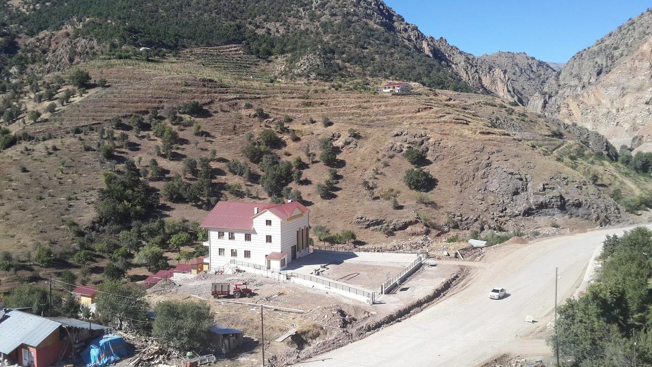 Karsi Bahce Sebinkarahisar Bagian luar foto
