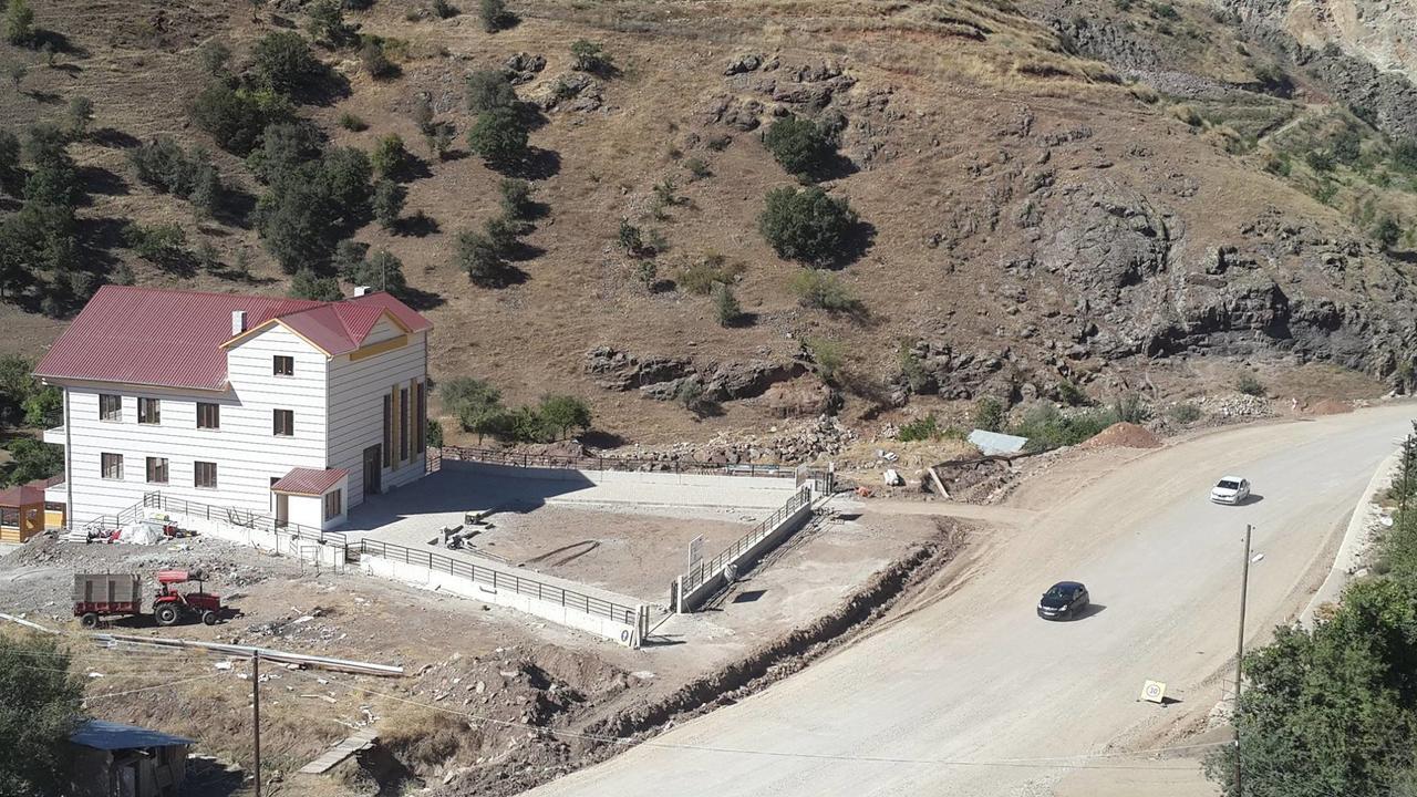 Karsi Bahce Sebinkarahisar Bagian luar foto